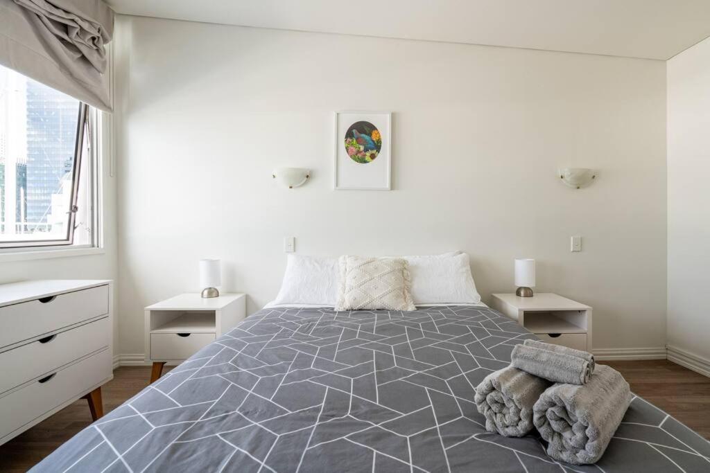 Spacious Penthouse With Spectacular Harbour Views! Auckland Bagian luar foto